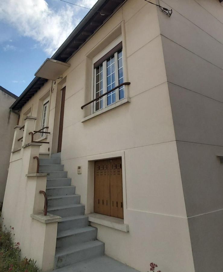 Metro - Sac A Dos - Dodo Chez Leontine 2 Ch Parking Wifi Fo Villa Bois-Colombes Eksteriør billede
