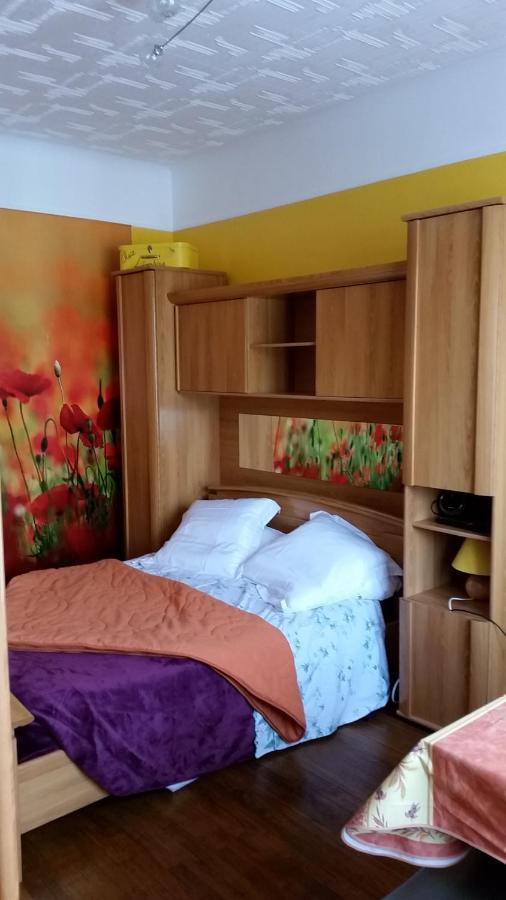 Metro - Sac A Dos - Dodo Chez Leontine 2 Ch Parking Wifi Fo Villa Bois-Colombes Eksteriør billede